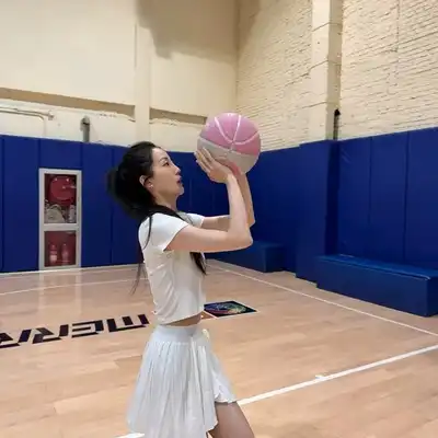 邹飞达